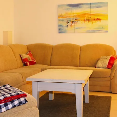 Semi-detached House In Dune Rose, Glowe