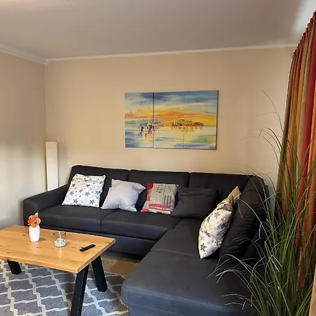 Doppelhaushaelfte Duenenrose, *